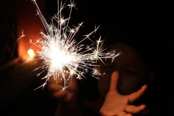 Parnamirim faz alerta sobre perigo de fogos de artifícios e prevenção de incêndios