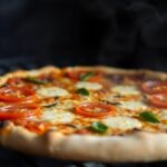 massa-de-pizza-de-frigideira-irresistivelmente-crocante-e-macia-pronta-em-poucos-minutos-sem-forno-n